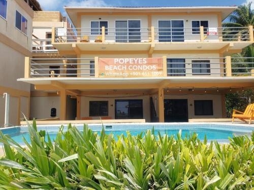 Beach Club Budget Rooms at Popeyes Caye Caulker in Caye Caulker