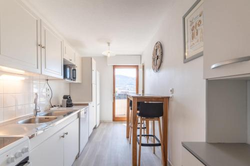 DUCS DE SAVOIE - Comfortable flat a stone's throw from the old town in 克朗熱夫列