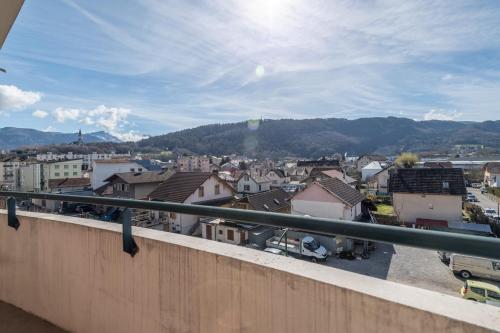 DUCS DE SAVOIE - Comfortable flat a stone's throw from the old town in 克朗熱夫列