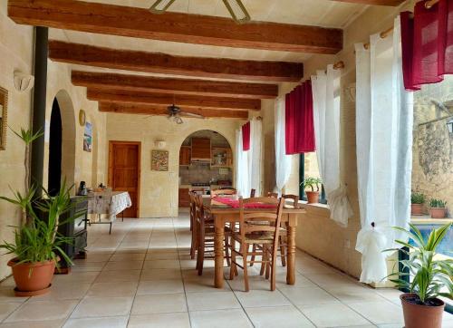 MJ Farmhouse B&B 3