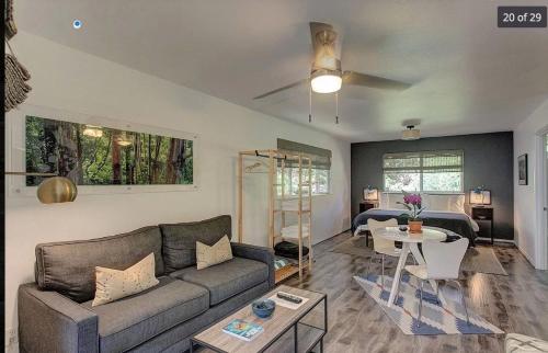 Volcano One - Modern Studio with Lanai near Volcano National Park, Volcano (photo 2)