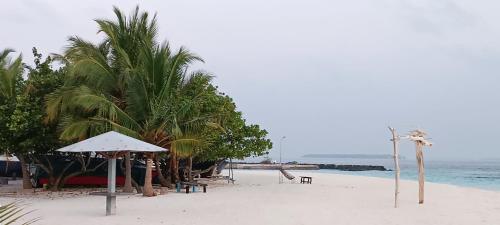 ชายหาด, มันตา สกาย อินน์ (manta sky inn) in บา อะทอล