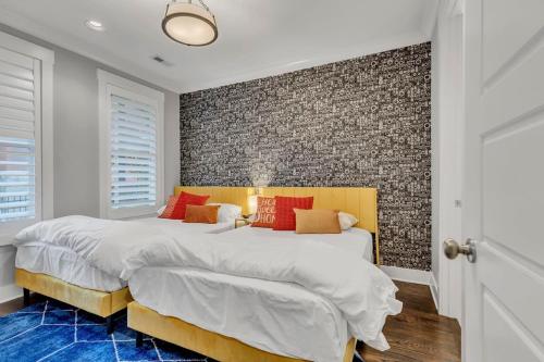 Prime Location Music House 10 Beds Free Parking in Nashville, USA