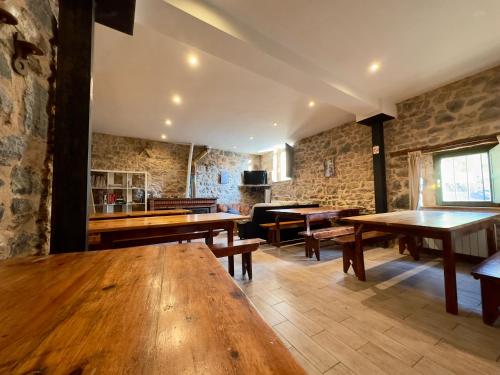 Közös társalgó / TV, Albergue Valle de Arbas in Sena De Luna