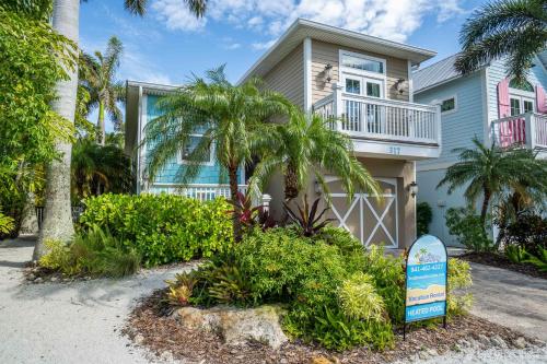 Private backyard with pool, All Bedrooms Ensuite!, Holmes Beach (foto 4)