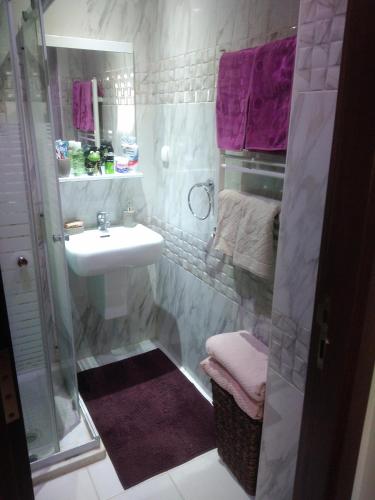 Douche, Yasmina in Ennasr
