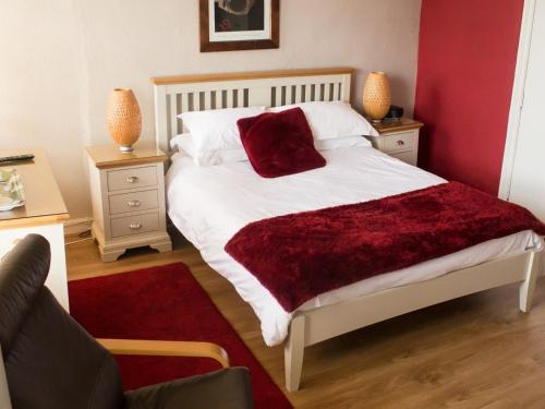 The Ship Room Type - Double Room with Private Bathroom