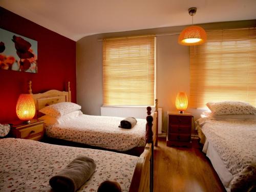 The Ship Room Type - Triple Room with Shared Bathroom