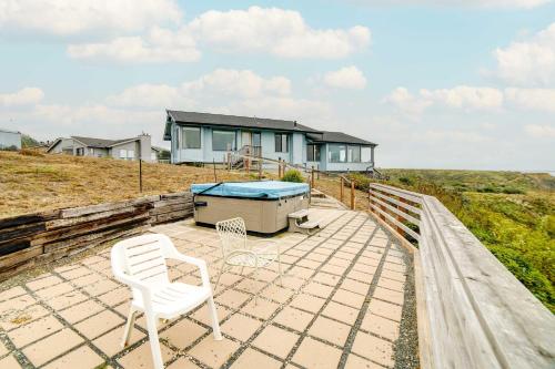 Rahus Ocean Refuge with Manchester Coast Views!