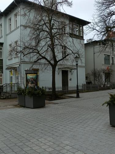 Ngoại cảnh khách sạn, So in Sopot Station in Sopot