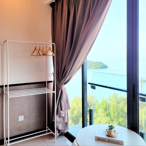 Apartment with Sea View image 4