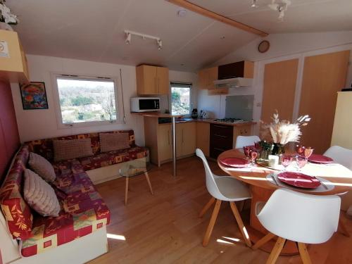 MOBIL HOME 4 personnes en bord de mer - Camping les Goélands