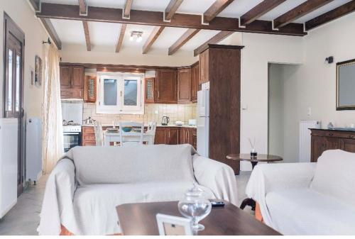 Sunny & Comfy House @Corfu!