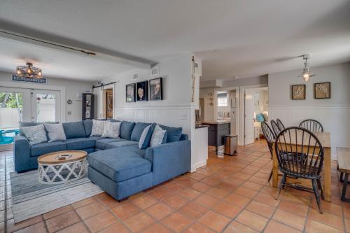 Large Heated Pool with Entertainment Room for the Family in Holmes Beach, USA