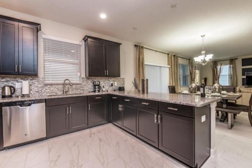 Enchanting Escape Private Pool SPA Games Room near Dr. Bradford Memorial Park