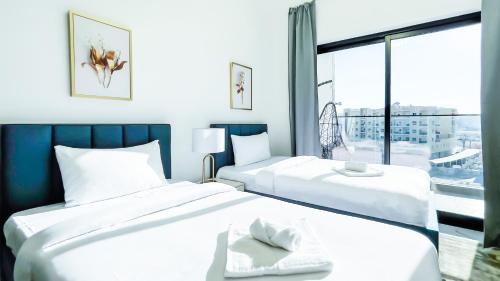 Elite LUX Holiday Homes - Luxe Gardenia 2BR Haven in Arjan Dubai - image 14