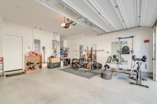 Newark Retreat with Home Gym, Grill, Bicycles and More