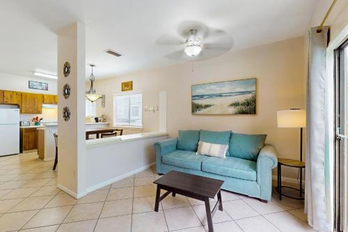 Leeward Isle 104 in Padre Island, USA