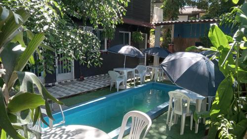 Swimming pool, Barra da Tijuca Guest Houses in Itanhanga