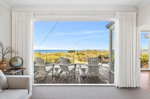 Luxury ocean front holidays, footsteps to beach