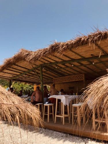 pludmale, Garden Villa Naza in Piqeras