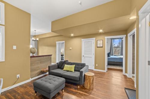 Modern Condo Inside The Historic St Regis in Grand Junction
