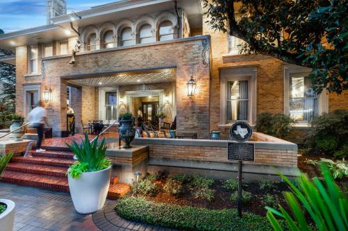 Bejárat, La Colombe d'Or Hotel near Menil Gyűjtemény