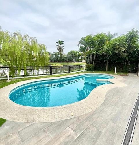 Casa en alquiler en Entre Lagos