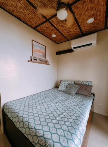 Gloria's Beach House Gloria's Beach House