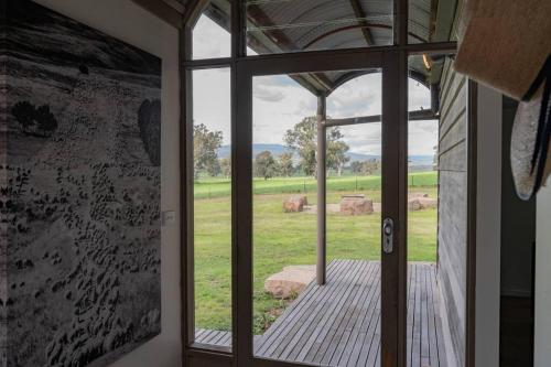 Linleigh Farmhouse With Mountain Views