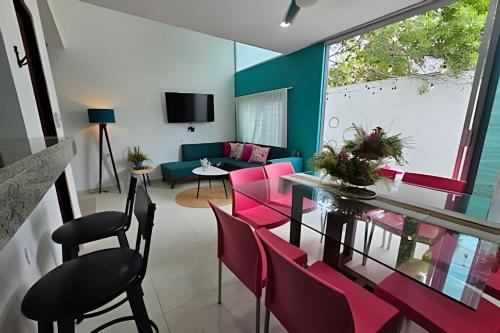 Villa con alberca, a una cuadra del mar in Chicxuclub Puerto Yucatan