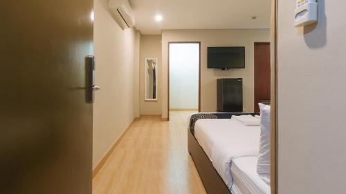 Premiere Family Room image 9
