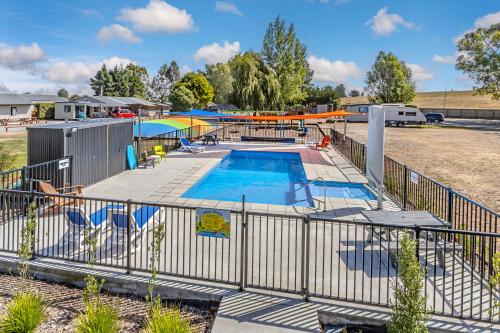 مسبح, نورث ساوث هوليداي بارك (North South Holiday Park) in هيروود