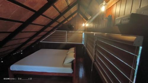Deluxe Suite image 7
