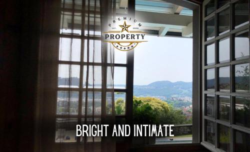 Skats, Magic CHALET near COMO lake, private parking, total privacy in Morbio Inferiore