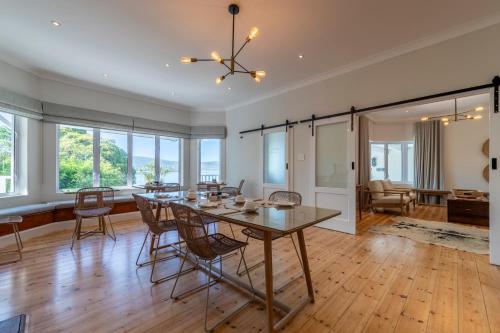 Hide-Away Guest House - image 2