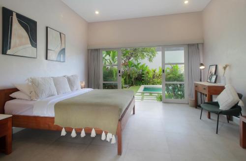 DELUXE Three Bedroom Villa with Private Pool image 10