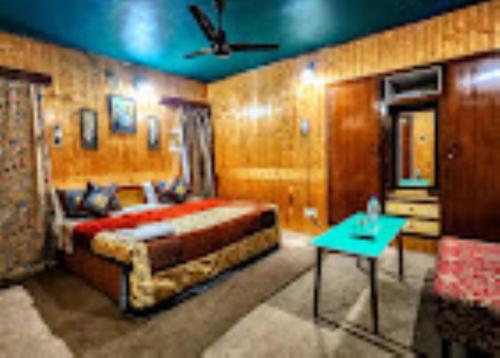 Nigeen Residency Resort , Srinagar