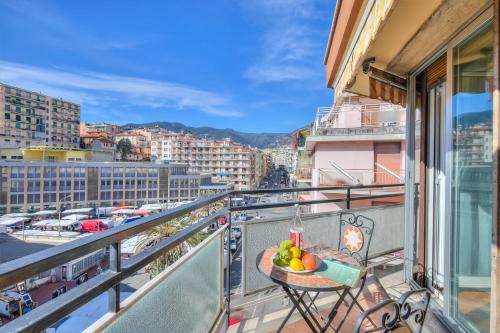 Appartamento Francia - In Town Center - Happy Rentals