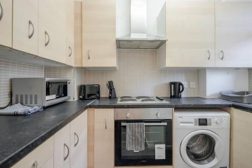 Aplacetostay Central London Apartment, Zone 1 Ox - London