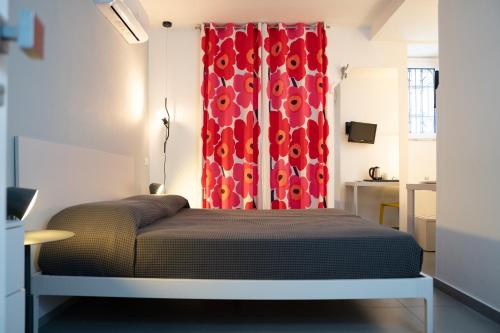 Basic Double Room image 8