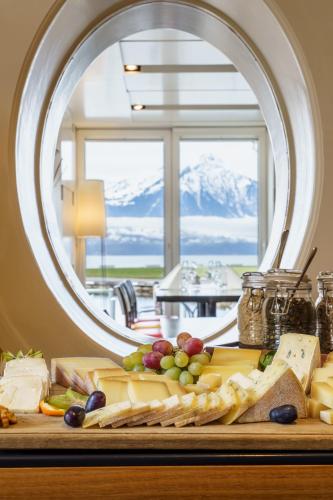 Food and beverages, Neuhaus Golf- & Strandhotel in Unterseen