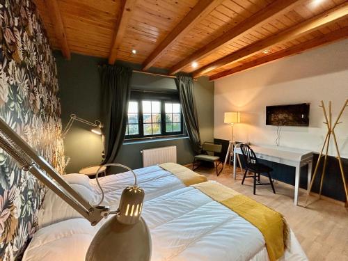 2 twin beds