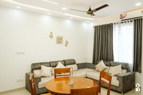 Best Apartment at lulumall and infosys