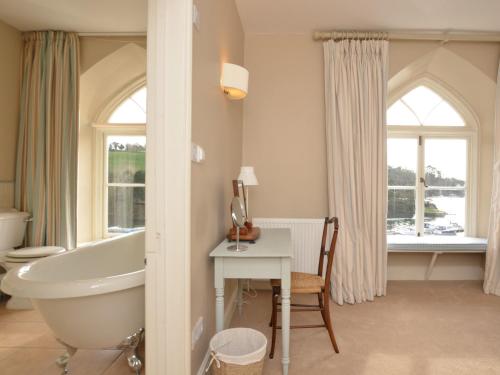 4 Bed in Fowey 73078 4 Bed in Fowey 73078