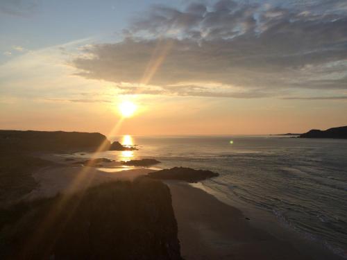 Strand, Hughie's Farm Cottage in Clonmany