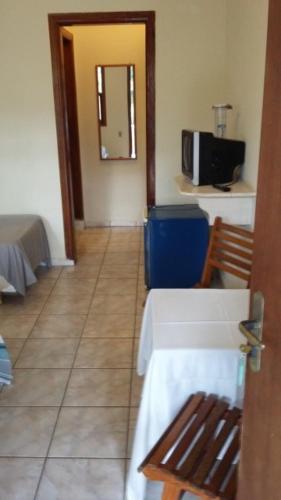 Standard Quadruple Room image 6