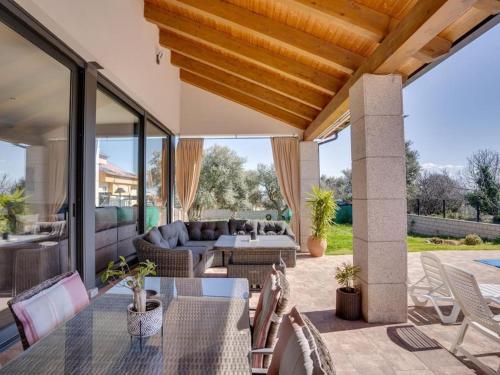 Villa Nadine 1307 in Candeleda