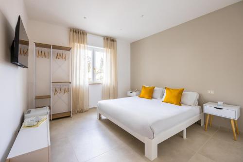 Montesanto View Rooms by Wonderful Italy, Naples
