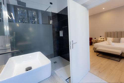 Relais At Via Veneto - image 3
